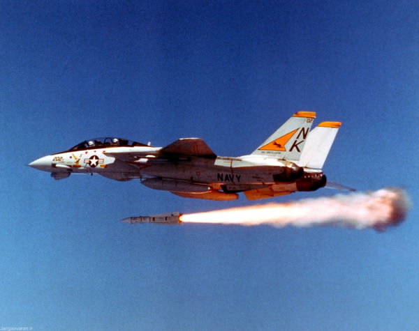 موشک هوا به هوای AIM-54 فونیکس
