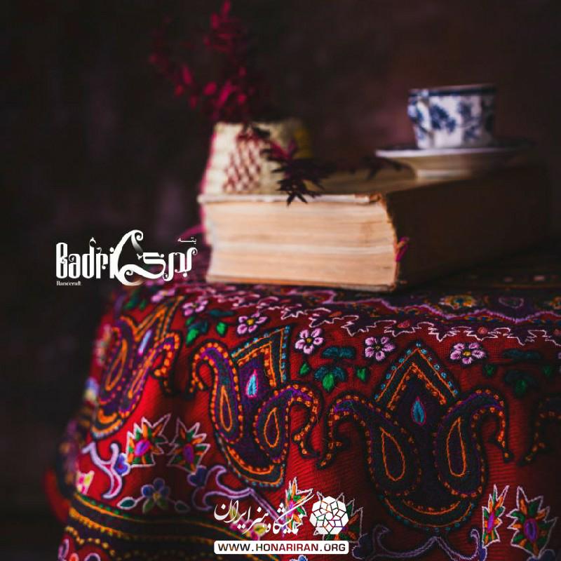 رومیزی دایره تهرانی