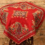 رومیزی پته دوزی شده طرح چهار بته افشان