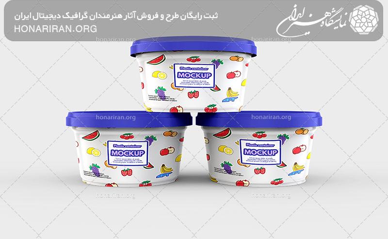 موکاپ سه ظرف پلاستیکی بر روی یکدیگر