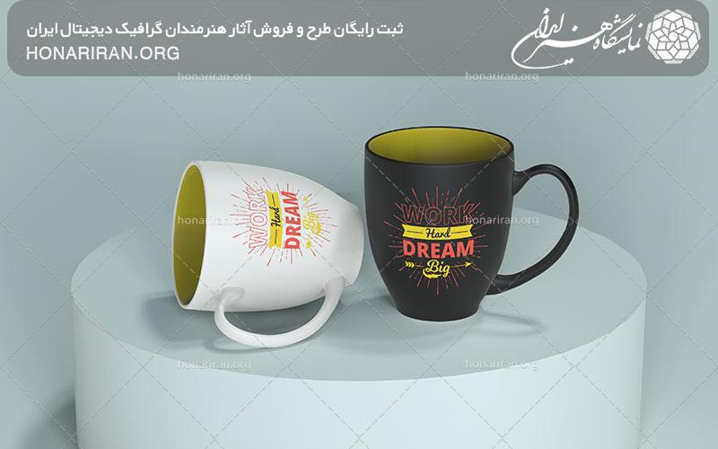 موکاپ ماگ سفید و مشکی بر روی میز سفید