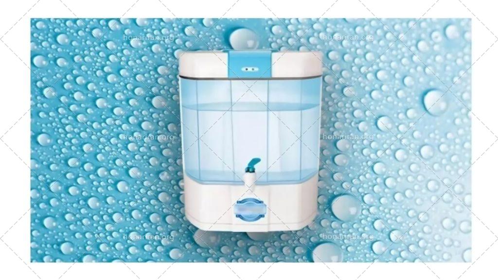 عکس با کیفیت قطره های آب در اطراف دستگاه تصفیه آب