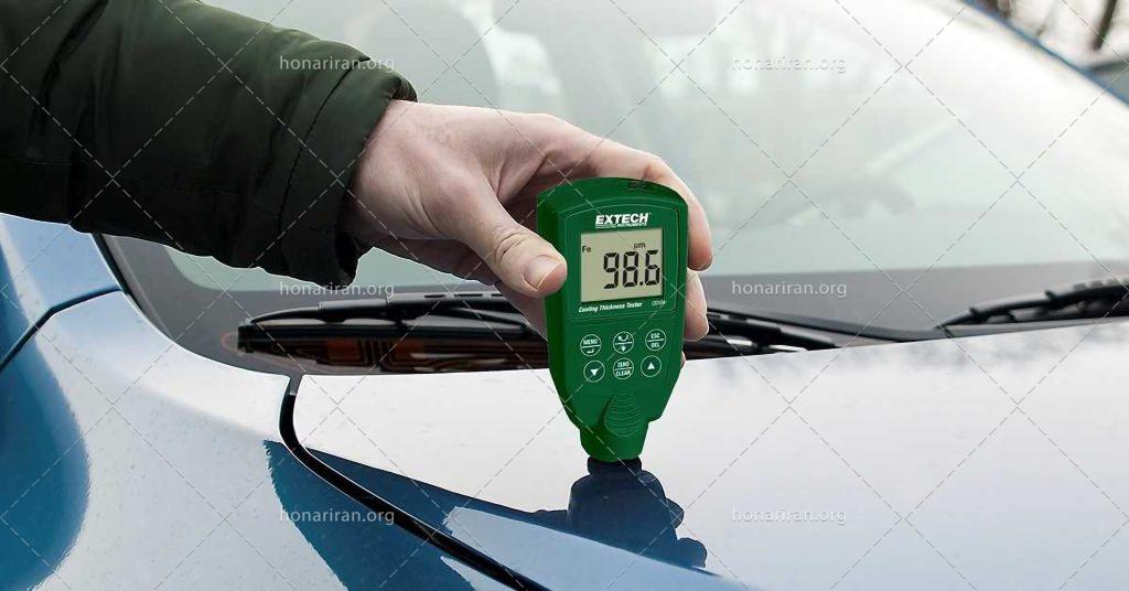 عکس با کیفیت دستگاه تشخیص رنگ بر روی کاپوت