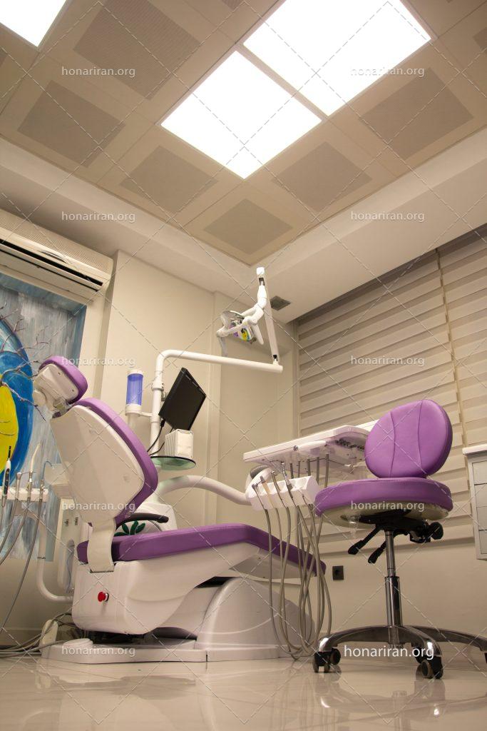 عکس با کیفیت صندلی مخصص دندان پزشکی