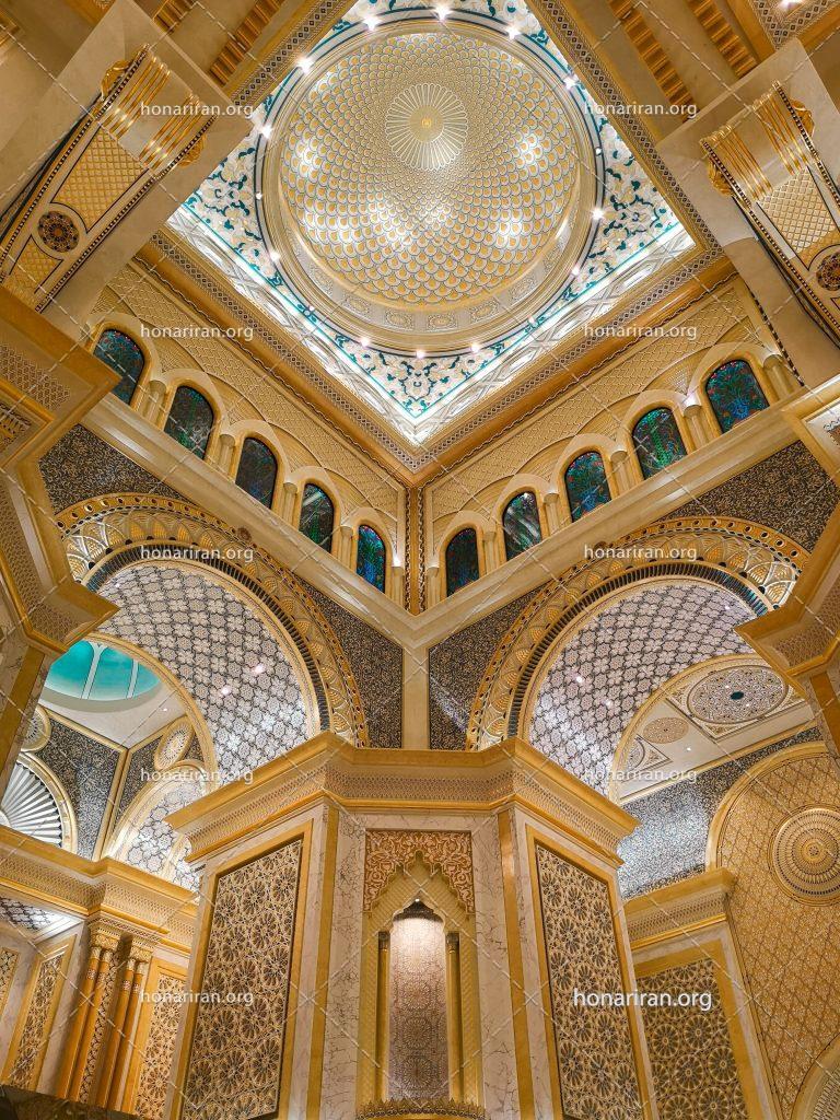 عکس با کیفیت مسجد زیبا با حکاکی و طراحی خاص