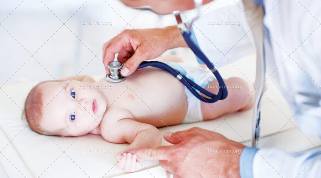 عکس با کیفیت کودک با چهره معصوم و زیبا