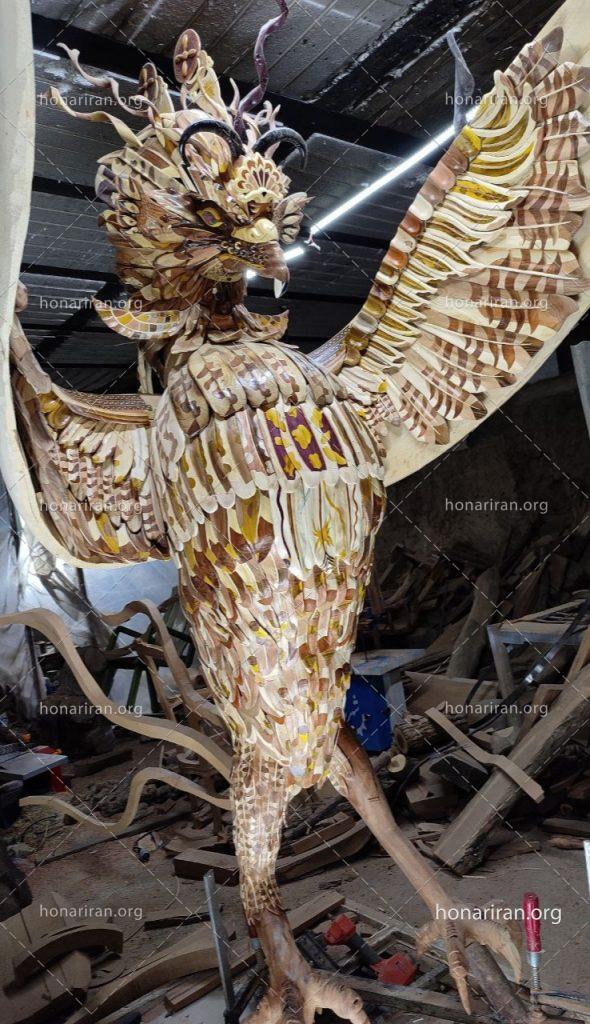 مجسمه سیمرغ