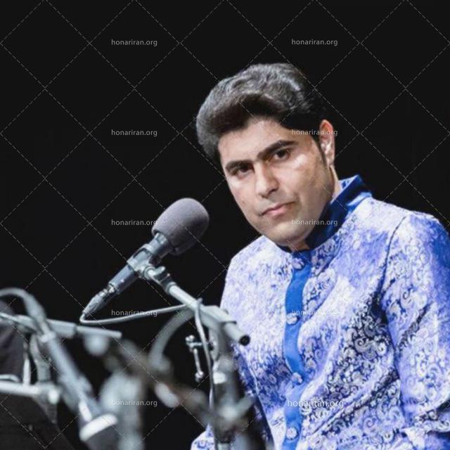 ترانه و آهنگ با صدای رادفر ریاحی به نام عید نوروز با کیفیت 320