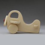 اسباب بازی چوبی دارمازو مدل هلی کوپتر کاج