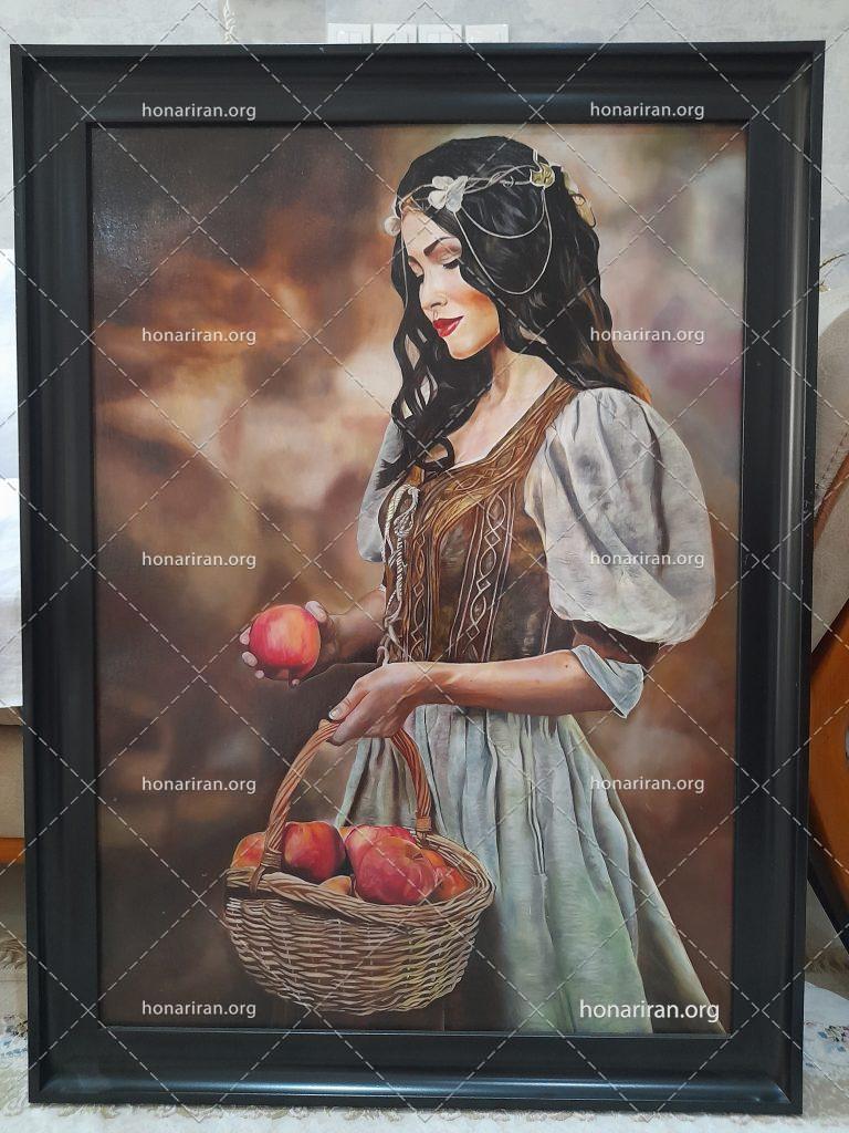 تابلو رنگ روغن دختر زیبا با سبد سیب