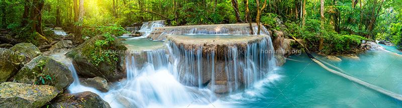 دانلود عکس و تصویر با کیفیت بالا و زیبای آبشار زیبای جنگلی به صورت عکاسی پانوراما