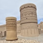 مجسمه نمادهای ارگ تاریخی بم