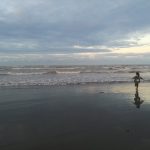 تصویر کودک و دریا