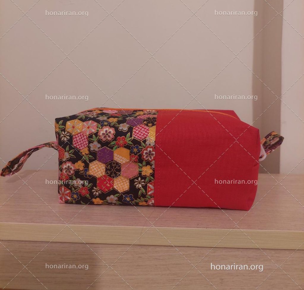 کیف آرایشی بزرگ و جامدادی