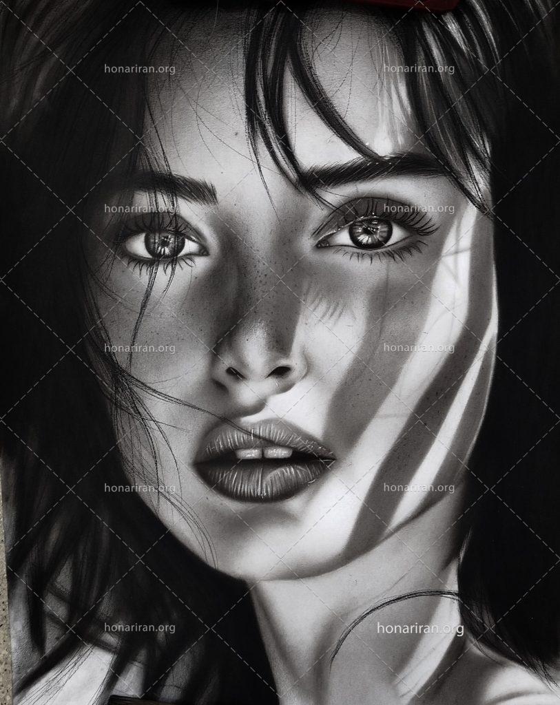 نقاشی سیاه قلم چهره