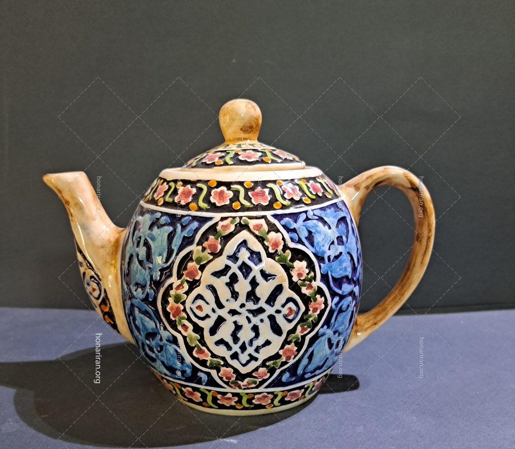 قوری سرامیک برجسته تزیینی