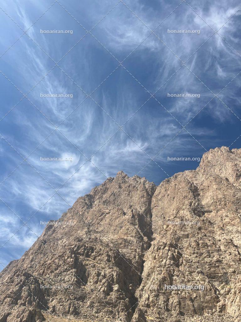 قطعه عکس آسمان بیستون