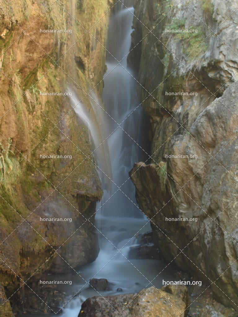 قطعه عکس آبشار