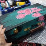 صندوقچه چوبی طرح قدیمی و درخت