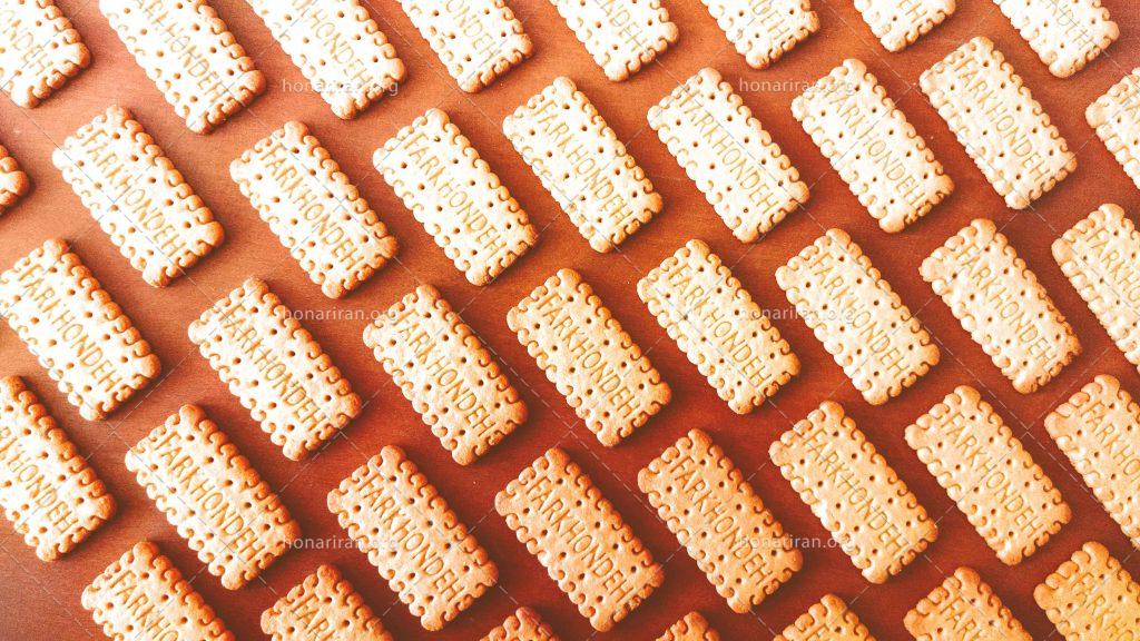 عکس تبلیغاتی بیسکوییت فرخنده