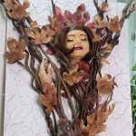 تابلو برجسته «دخترِ نگهبانِ جنگل»