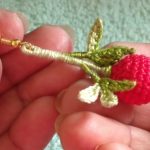 گوشواره طرح انار بافتنی ریز و ظریف