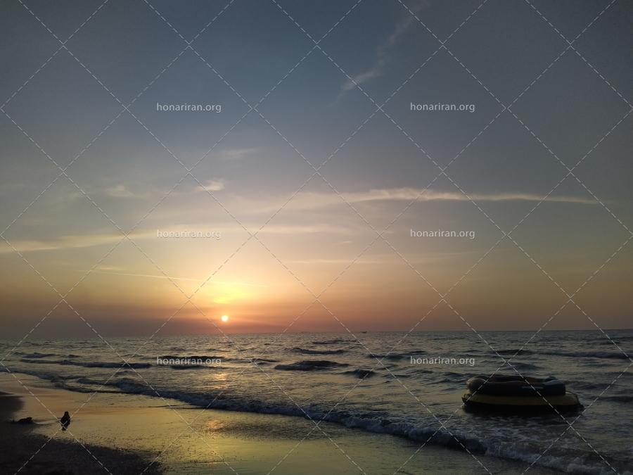 قطعه عکس غروب در اسکله