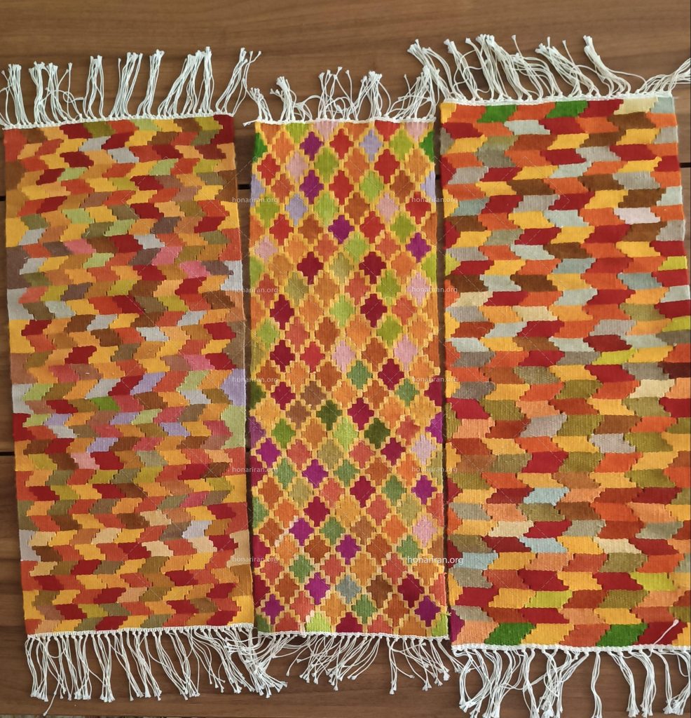 رومیزی گلیم دستباف