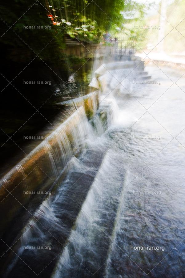 قطعه عکس امپرسیونیسم – عکاسی انتزاعی از عناصر طبیعی – دیو چشمه مازندران