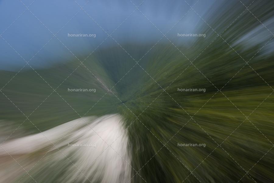 قطعه عکس انتزاعی از عناصر طبیعی – عکاسی امپرسیونیسم – کوهستان تابستانی