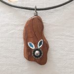 گردنبند با چوب های ساحلی خاص و تک