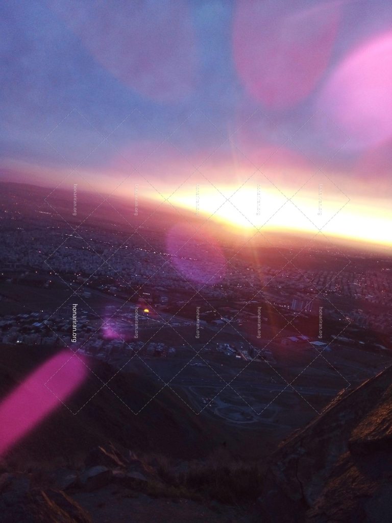 قطعه عکس شهرتاریک