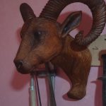 مجسمه چوبی قوچ