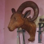 مجسمه چوبی قوچ
